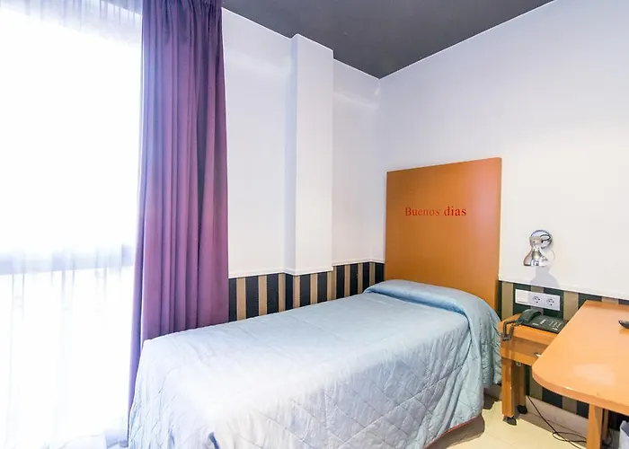 Hotel Colors 2*
