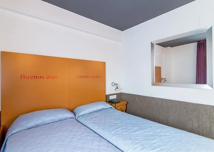 Hotel Colors 2*
